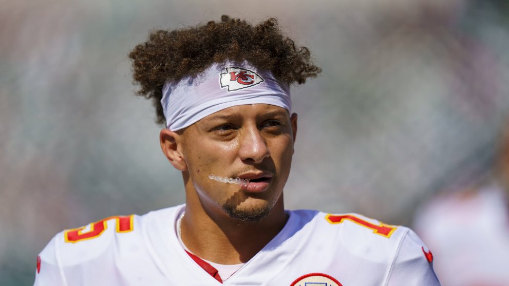 2022 Week 16 Saturday Betting: Mahomes Passing and More for Christmas Eve