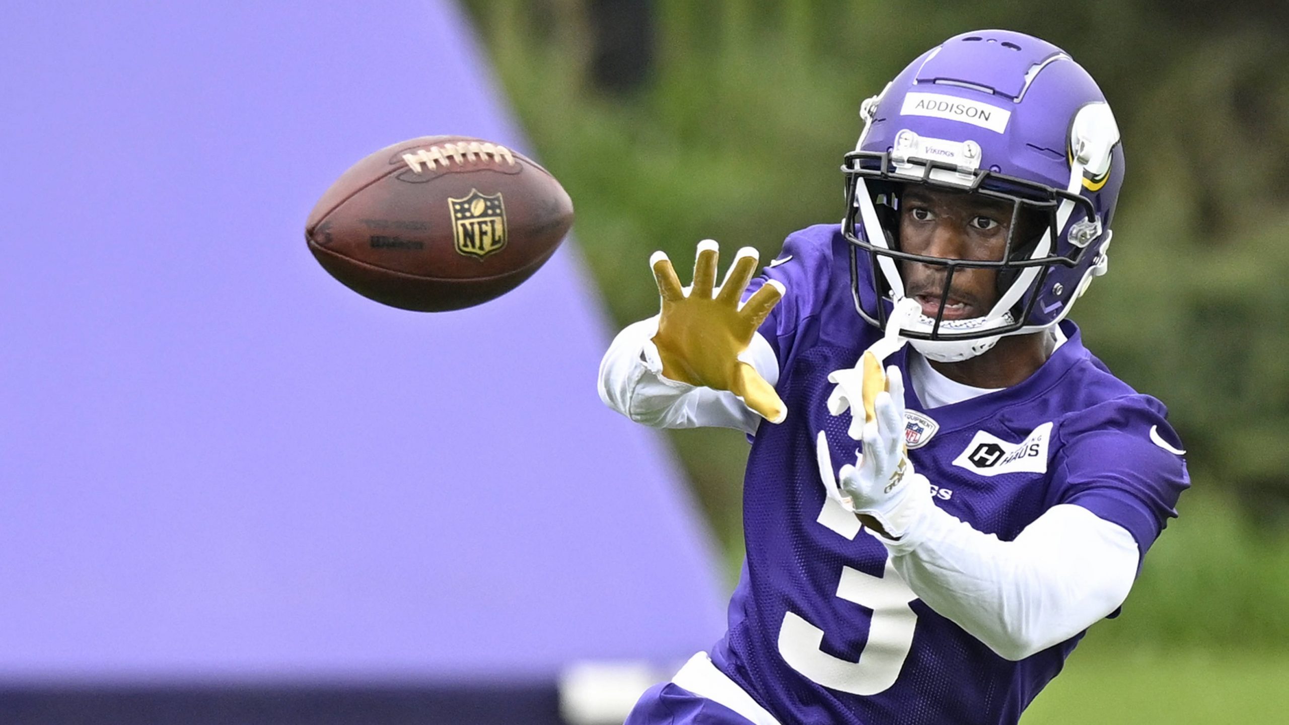 NFL Week 3 Player Prop Bets: Jordan Addison, Adam Thielen and more